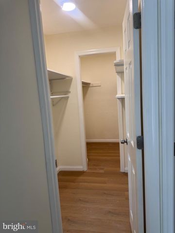 220 DEERPARK CT, Marlton, NJ 08053