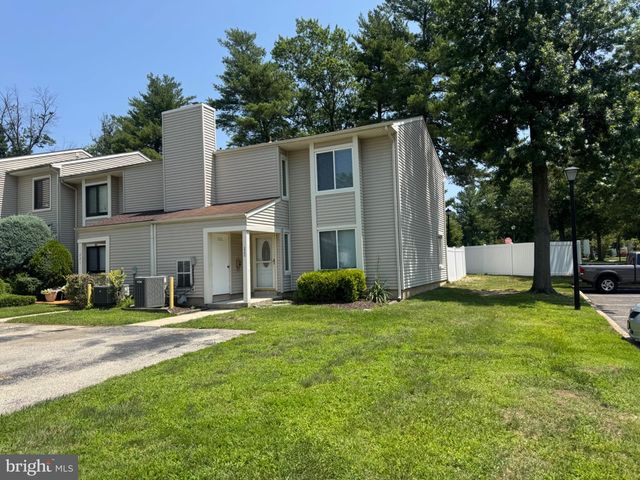 220 DEERPARK CT, Marlton, NJ 08053