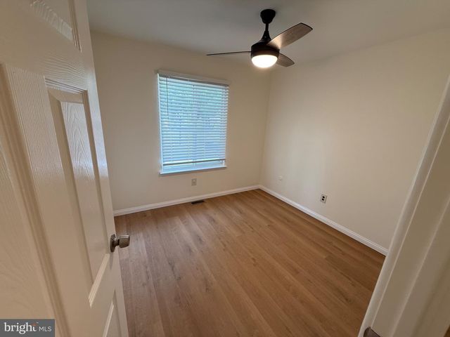 220 DEERPARK CT, Marlton, NJ 08053