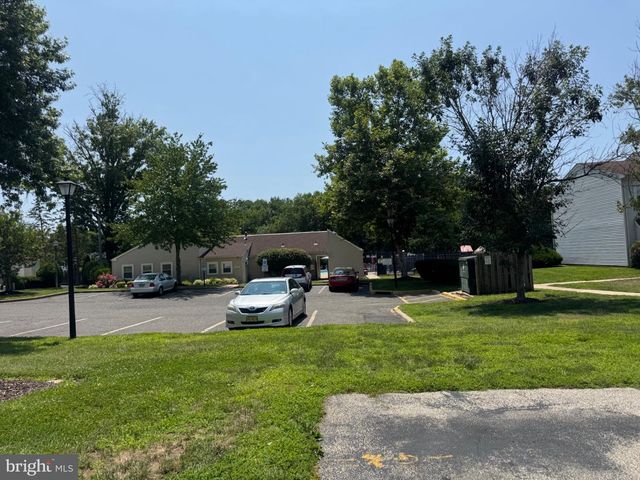 220 DEERPARK CT, Marlton, NJ 08053