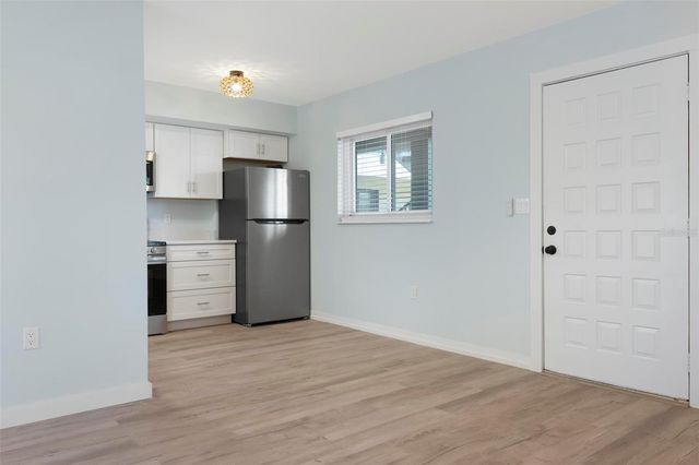 1258 BARBARA DRIVE 107, Venice, FL 34285