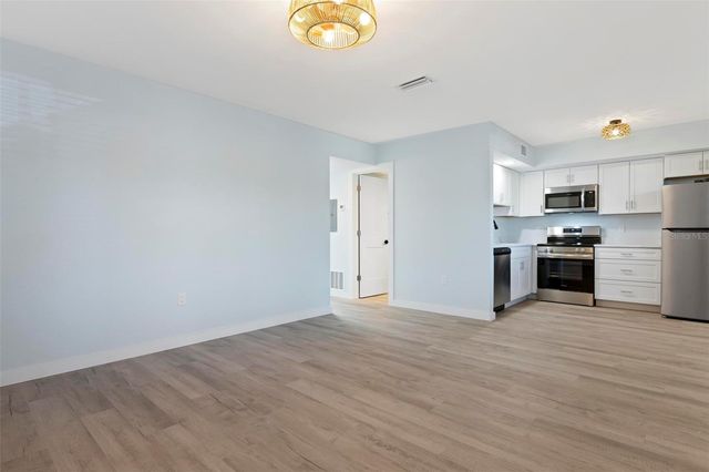1258 BARBARA DRIVE 107, Venice, FL 34285