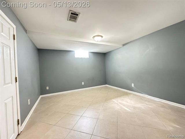 8334 Mckinley, Center Line, MI 48015