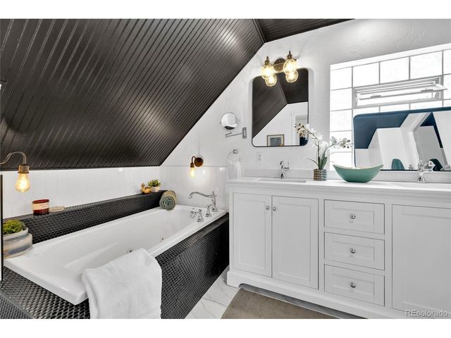 1466 S Milwaukee St, Denver, CO 80210