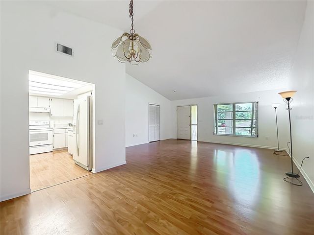 255 PINE STREET, Homosassa, FL 34446