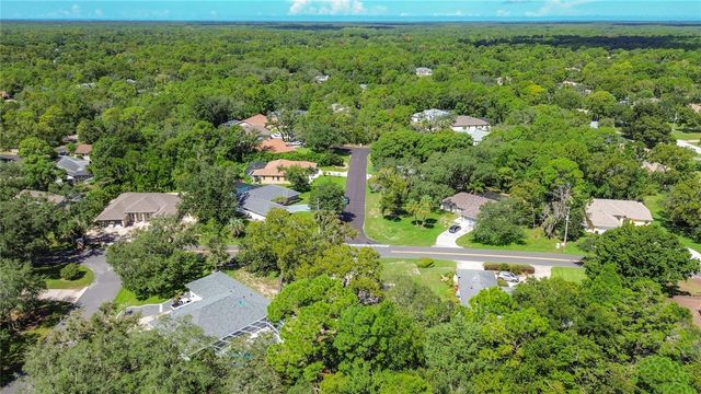 255 PINE STREET, Homosassa, FL 34446