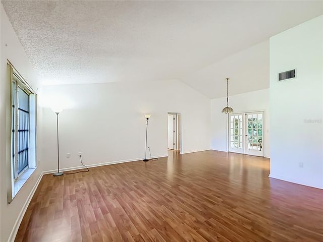 255 PINE STREET, Homosassa, FL 34446