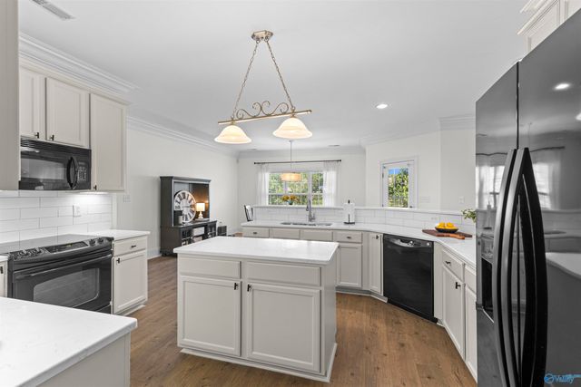104 Greythorne Drive, Madison, AL 35758