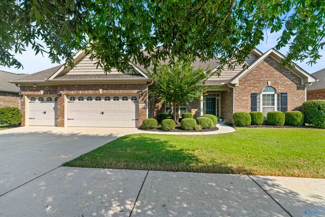 104 Greythorne Drive, Madison, AL 35758