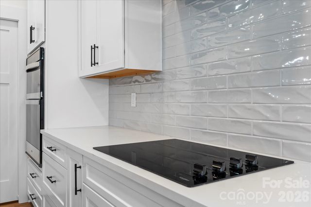 250 Crystal Circle, Mooresville, NC 28117