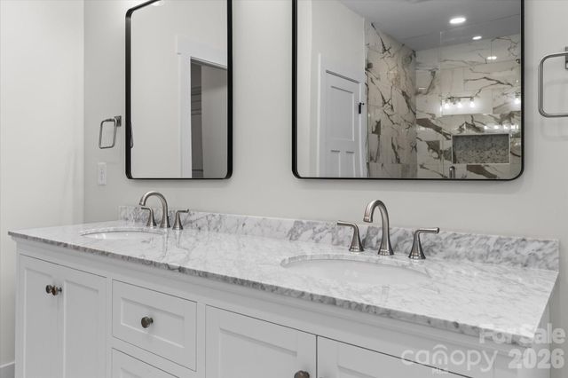 250 Crystal Circle, Mooresville, NC 28117