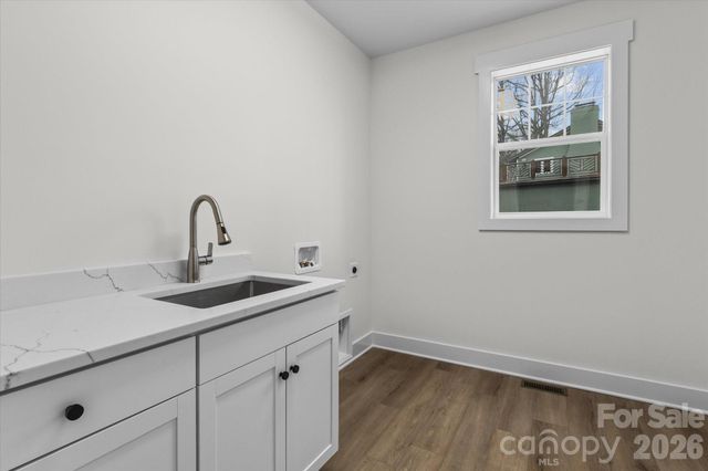 250 Crystal Circle, Mooresville, NC 28117