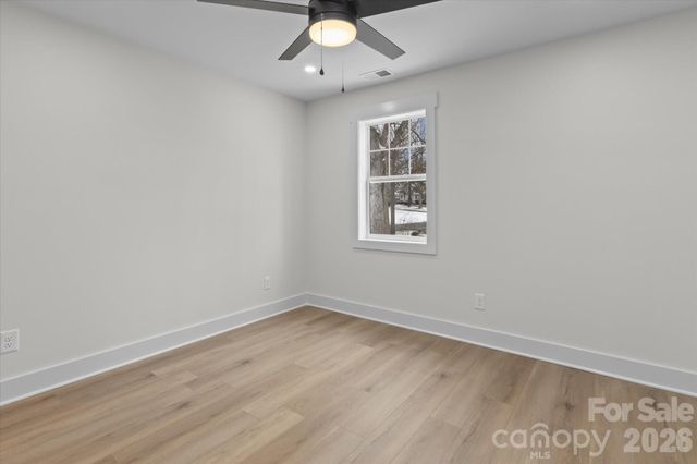 250 Crystal Circle, Mooresville, NC 28117