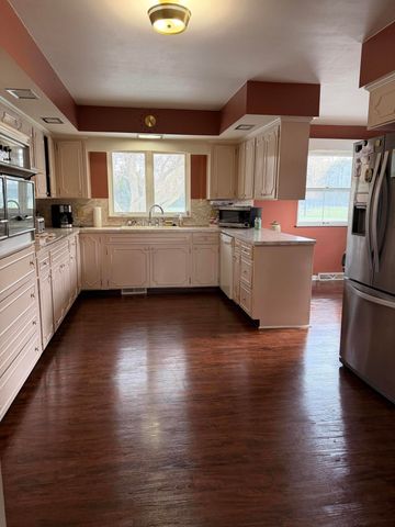 1602 Beck Drive 1602 Beck Drive, Sidney, OH 45365