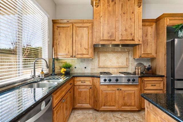 214 Asuncion Ct, El Dorado Hills, CA 95762