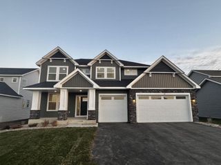 321 Ravencroft Road, Waconia, MN 55387