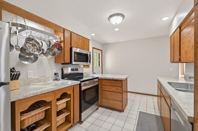 4900 Larson Road, Shoreview, MN 55126