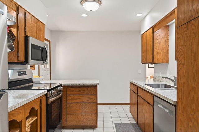 4900 Larson Road, Shoreview, MN 55126