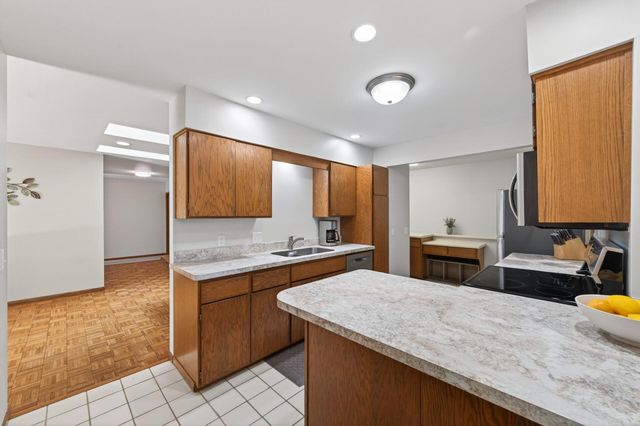 4900 Larson Road, Shoreview, MN 55126