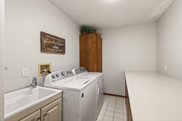 4900 Larson Road, Shoreview, MN 55126