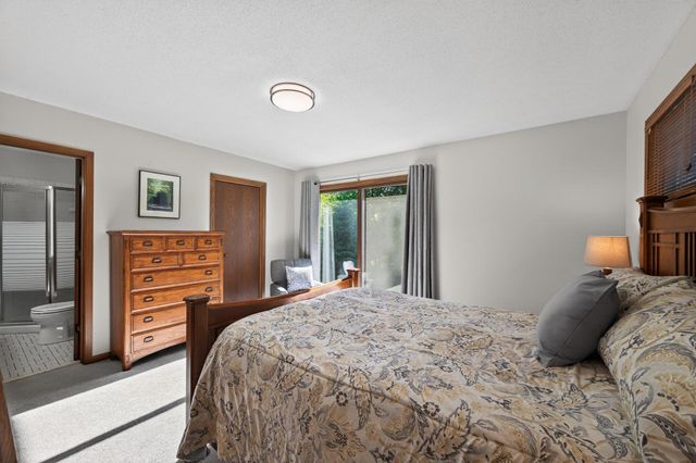 4900 Larson Road, Shoreview, MN 55126
