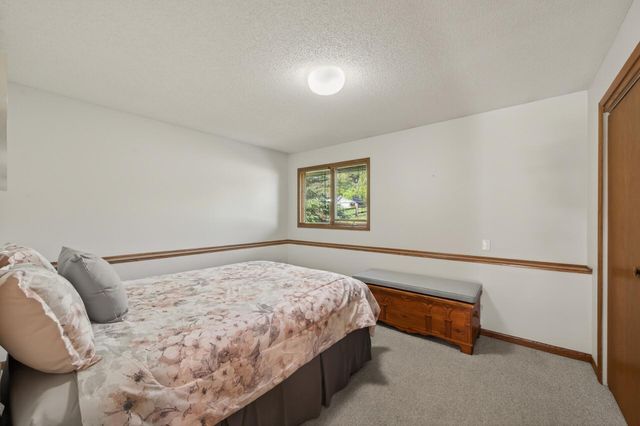 4900 Larson Road, Shoreview, MN 55126
