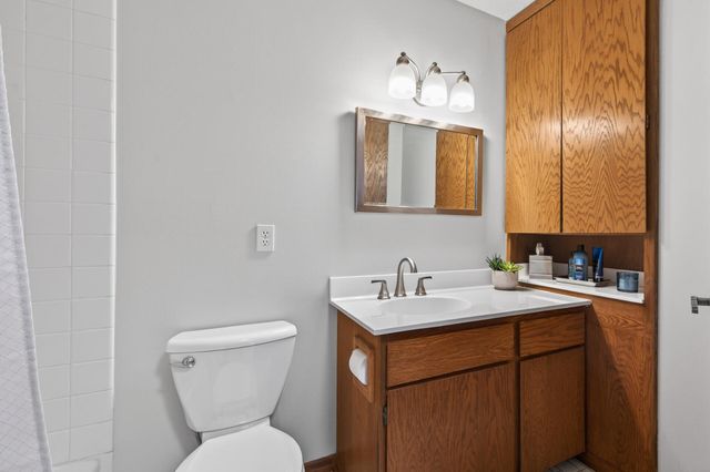 4900 Larson Road, Shoreview, MN 55126