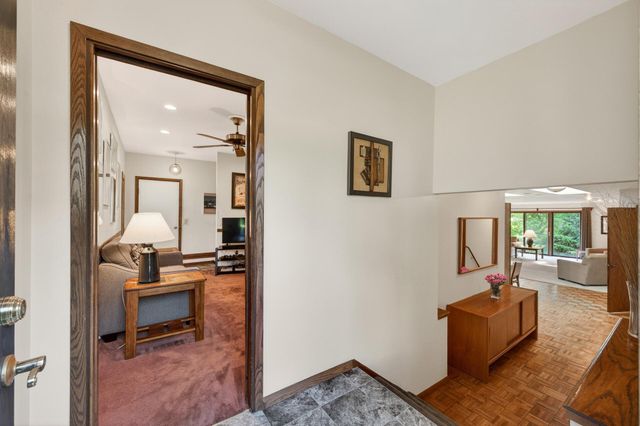4900 Larson Road, Shoreview, MN 55126