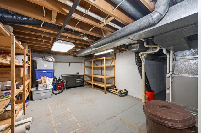 4900 Larson Road, Shoreview, MN 55126