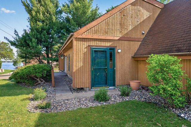 4900 Larson Road, Shoreview, MN 55126
