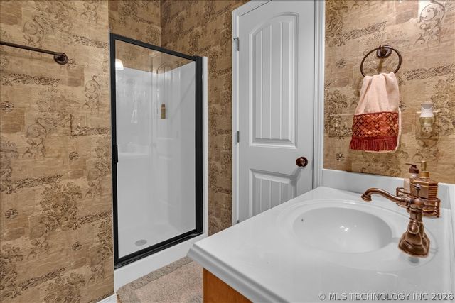 16506 E 49th Place, Tulsa, OK 74134