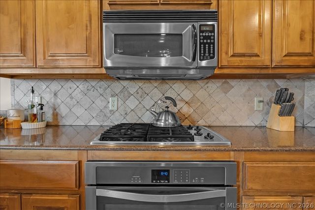 16506 E 49th Place, Tulsa, OK 74134