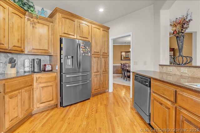 16506 E 49th Place, Tulsa, OK 74134