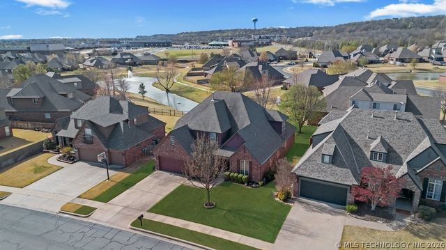 16506 E 49th Place, Tulsa, OK 74134