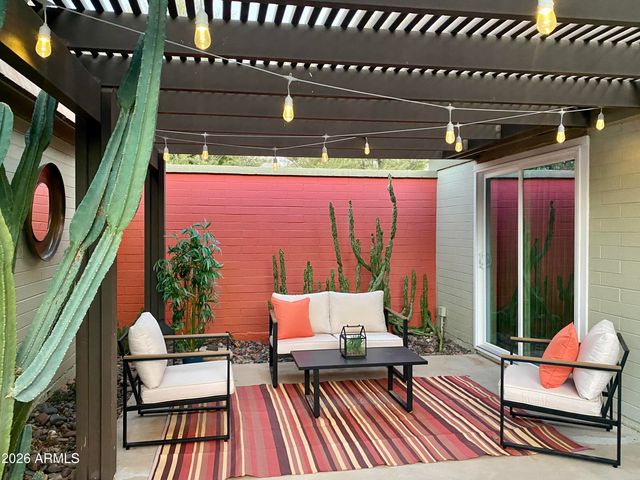 5634 N 12TH Street, Phoenix, AZ 85014