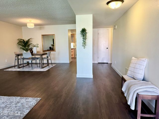 5634 N 12TH Street, Phoenix, AZ 85014