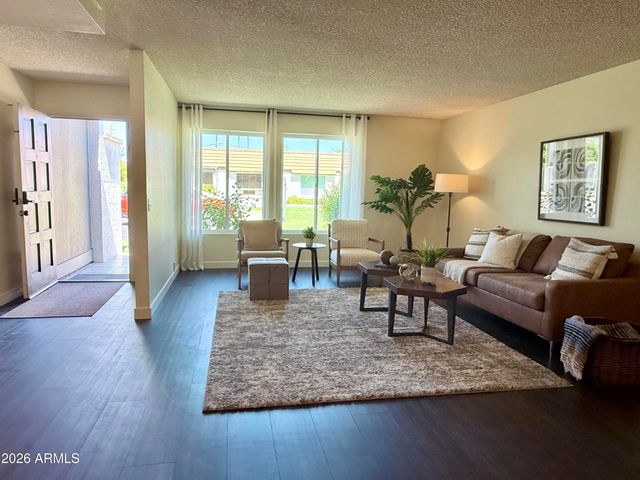 5634 N 12TH Street, Phoenix, AZ 85014