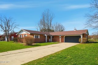 400 Chase Road, Findlay, OH 45840