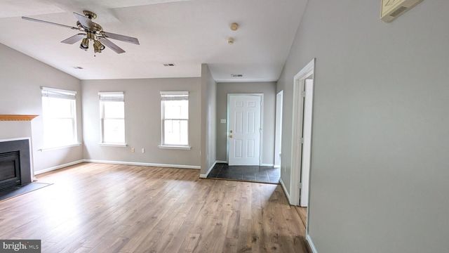 100 DEER HILL CT, Stephens City, VA 22655
