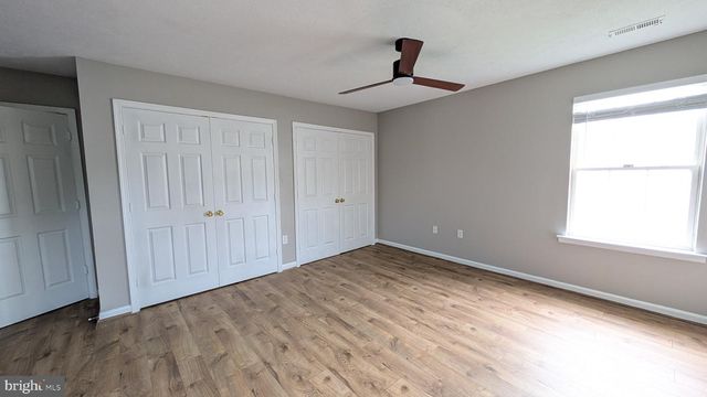 100 DEER HILL CT, Stephens City, VA 22655