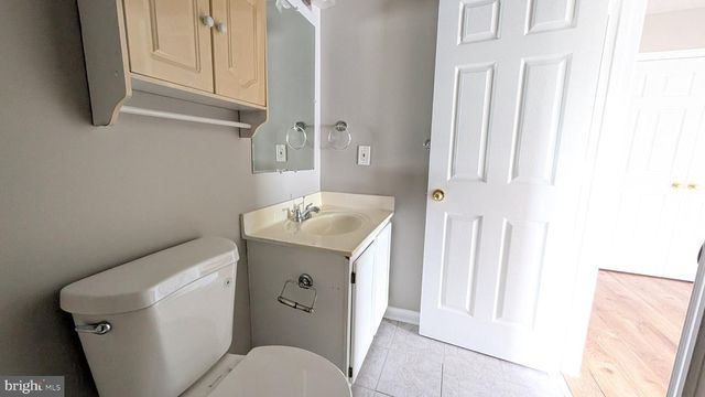 100 DEER HILL CT, Stephens City, VA 22655