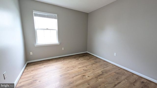 100 DEER HILL CT, Stephens City, VA 22655