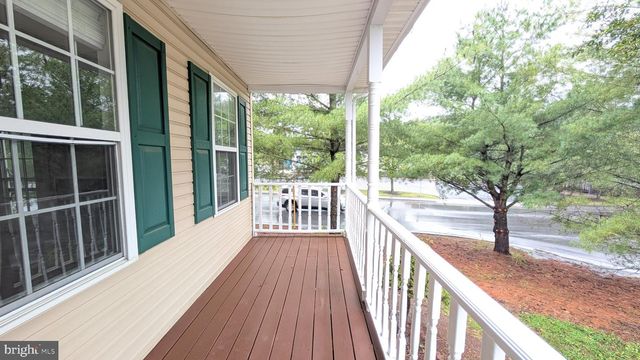 100 DEER HILL CT, Stephens City, VA 22655
