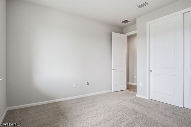 4596 Arboretum CIR 202, Naples, FL 34112