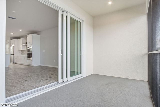 4596 Arboretum CIR 202, Naples, FL 34112