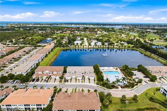 4596 Arboretum CIR 202, Naples, FL 34112