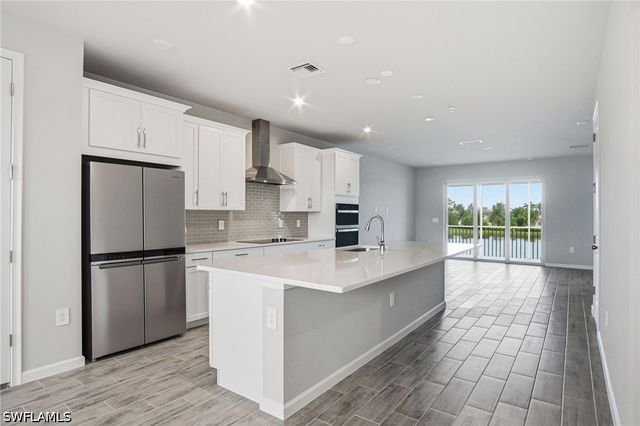 4596 Arboretum CIR 202, Naples, FL 34112