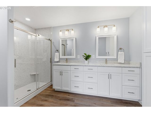 372 Sw GEORGE Ct, Dundee, OR 97115