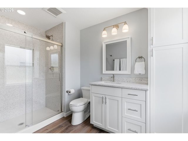 372 Sw GEORGE Ct, Dundee, OR 97115
