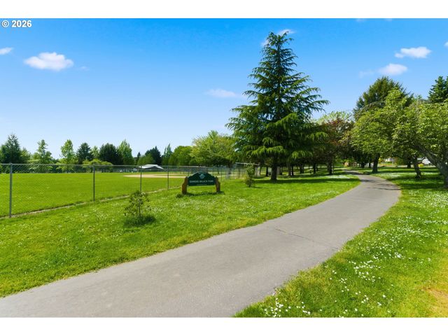 372 Sw GEORGE Ct, Dundee, OR 97115